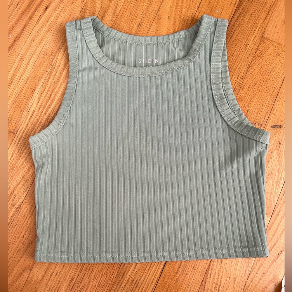 Shein - sage green - crop top - medium